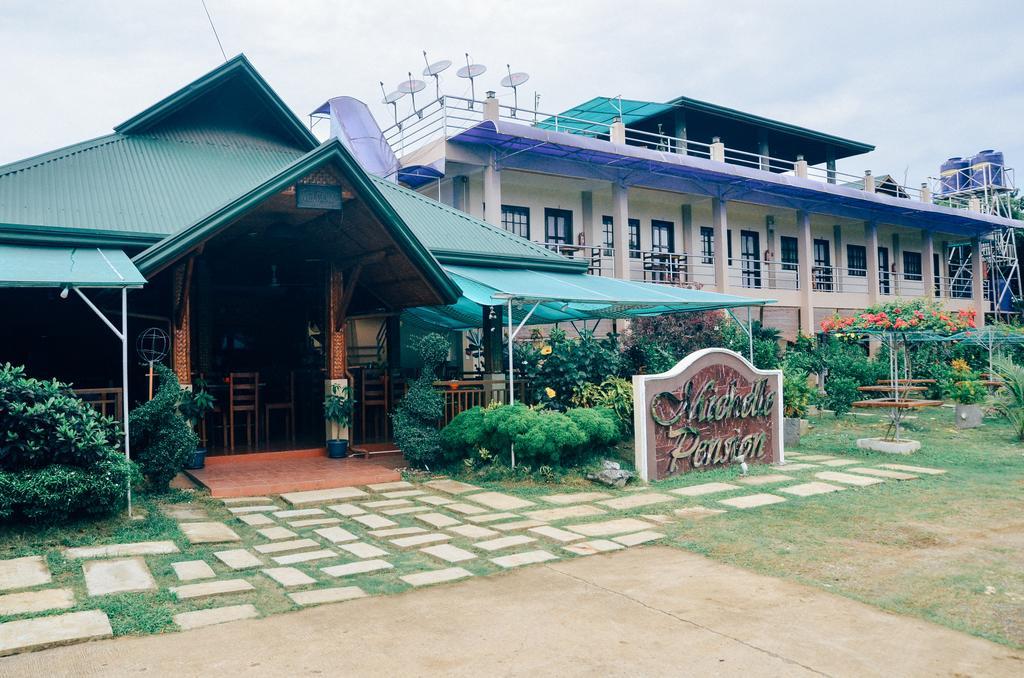 Michelle Pensión Puerto Princesa Exterior foto