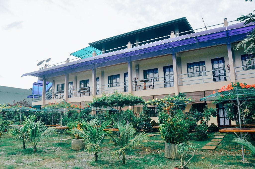 Michelle Pensión Puerto Princesa Exterior foto