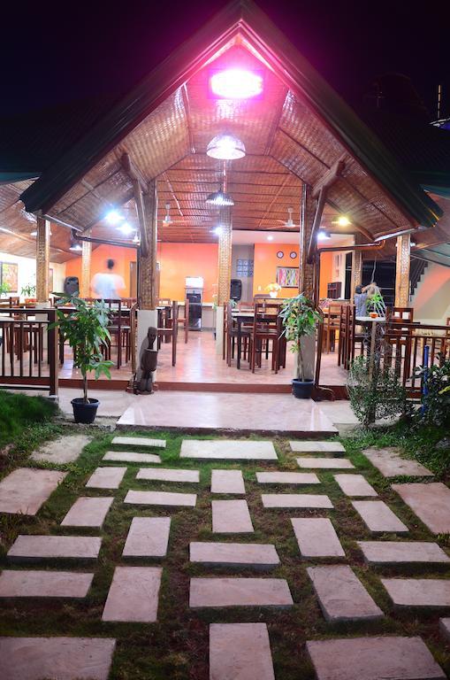 Michelle Pensión Puerto Princesa Exterior foto