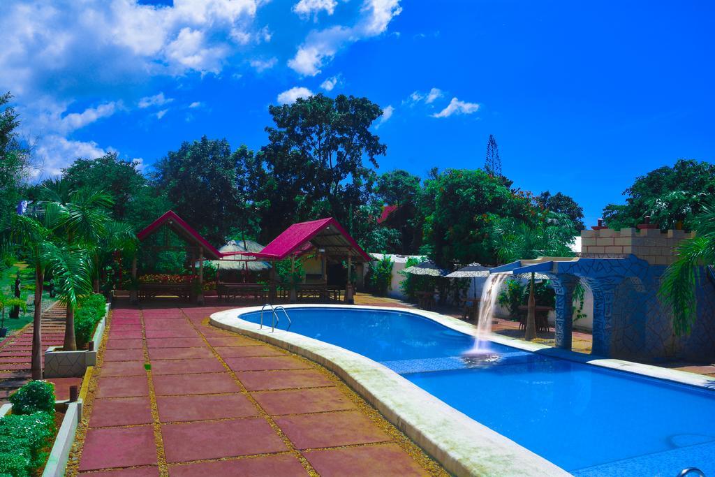 Michelle Pensión Puerto Princesa Exterior foto