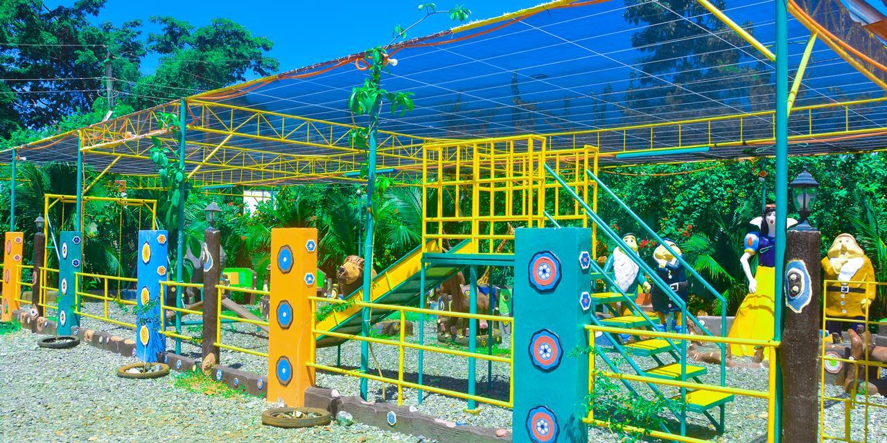 Michelle Pensión Puerto Princesa Exterior foto