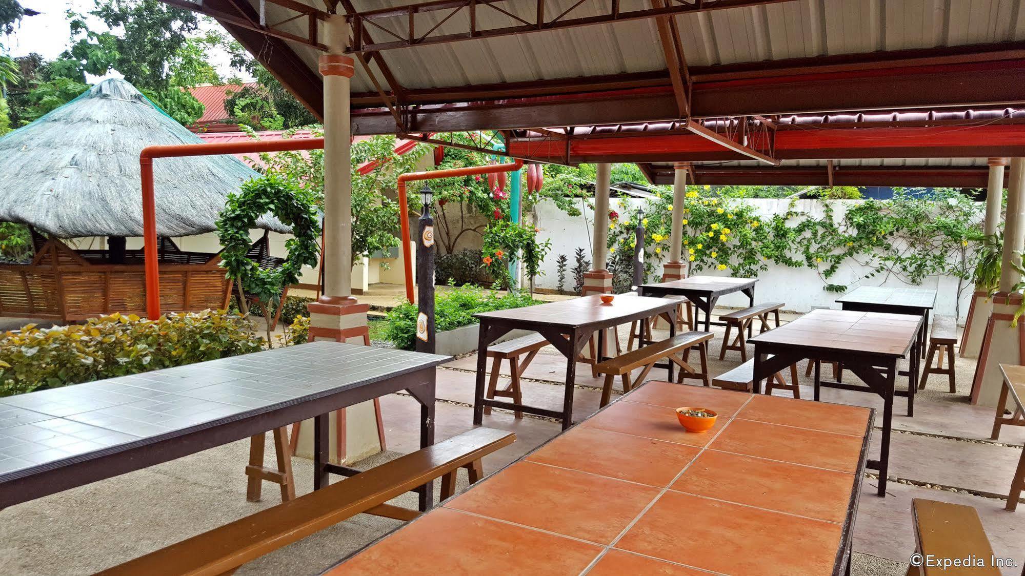 Michelle Pensión Puerto Princesa Exterior foto